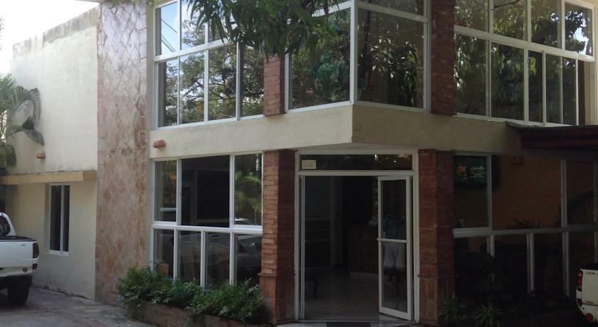 Hotel Alcaldeza - Garden House Maria Guadalupe Санто-Доминго Экстерьер фото