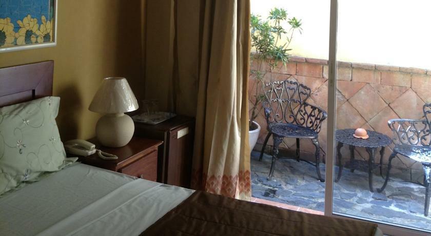 Hotel Alcaldeza - Garden House Maria Guadalupe Санто-Доминго Экстерьер фото